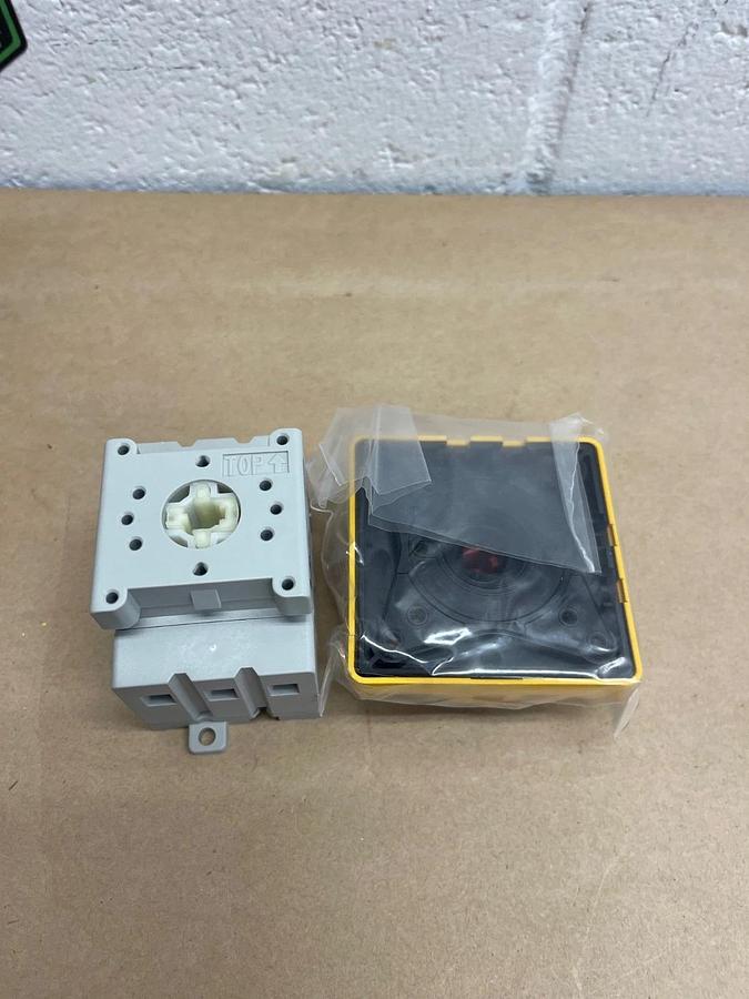 Used Allen Bradley 194E-E32-1753-6N Series B Switch-Disconnector *NEW*