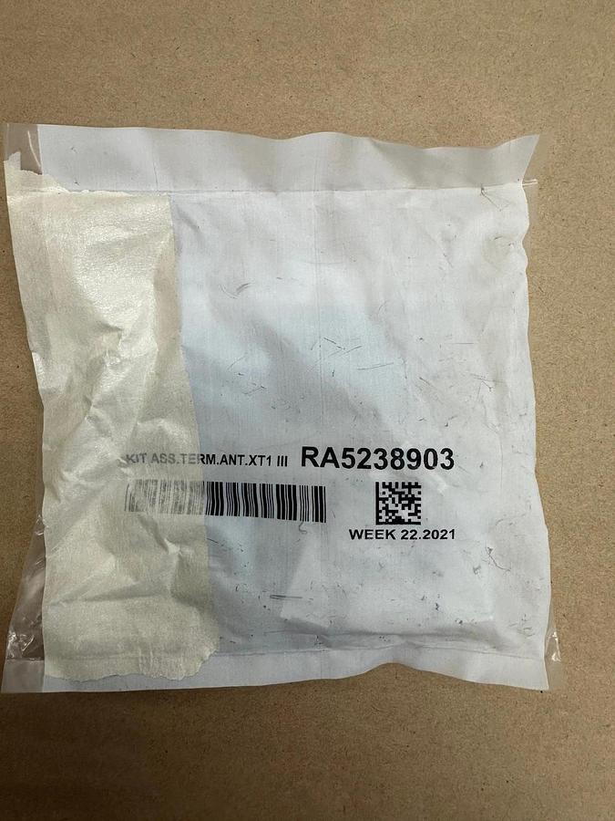 ABB RA5238903 Sace Tmax XT Kit Assembled Terminals *FACTORY SEALED*