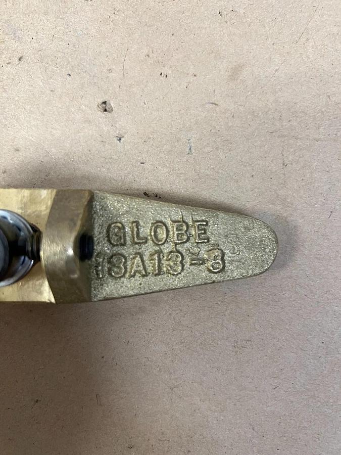 Globe 13A13-8 Brass Grounding Fitting