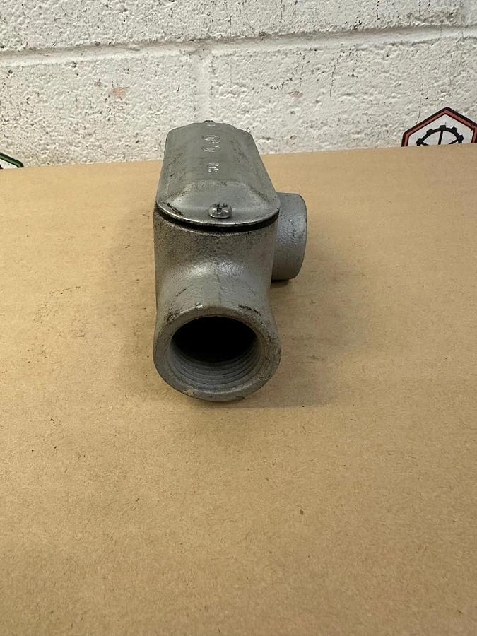 Used Appleton Form 35 1 27 T Conduit