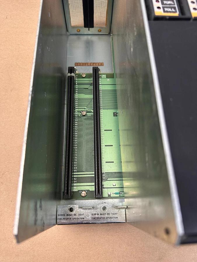 Used Square D Class 8030 Type HRK-100 Sy/Max Programmable Controller, Input Rack Two