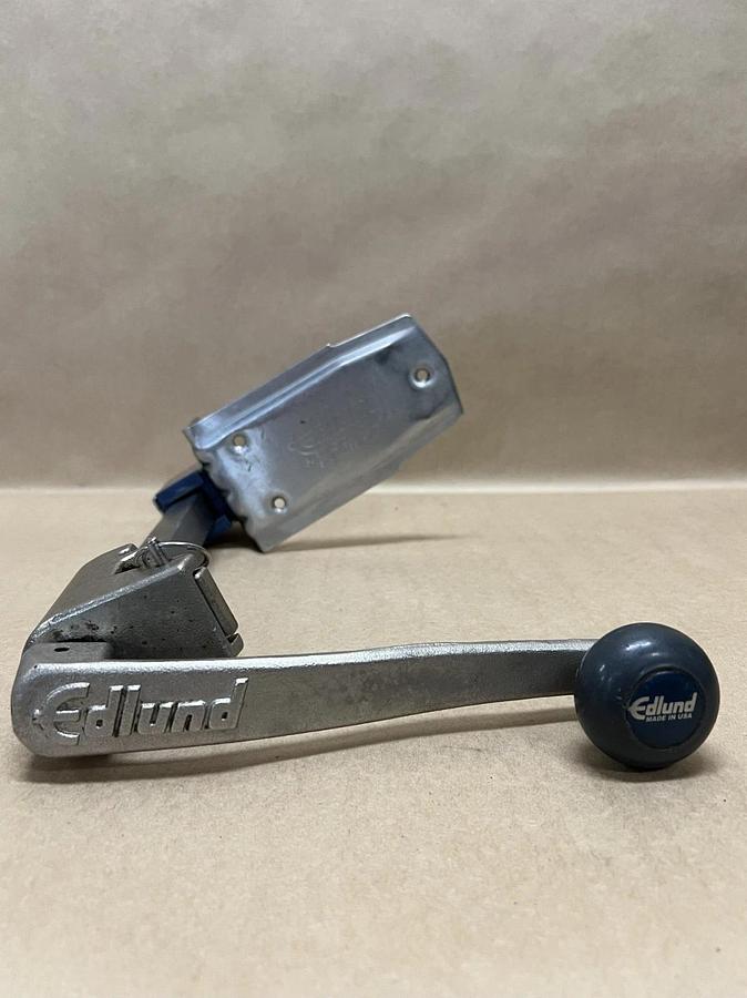 Used Edlund U-12 Manual Can Opener w/ Stainless Steel Base