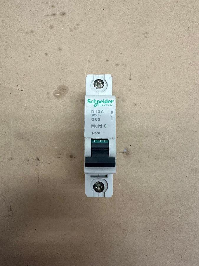 Used Schneider Electric 24506 D10A Circuit Breaker