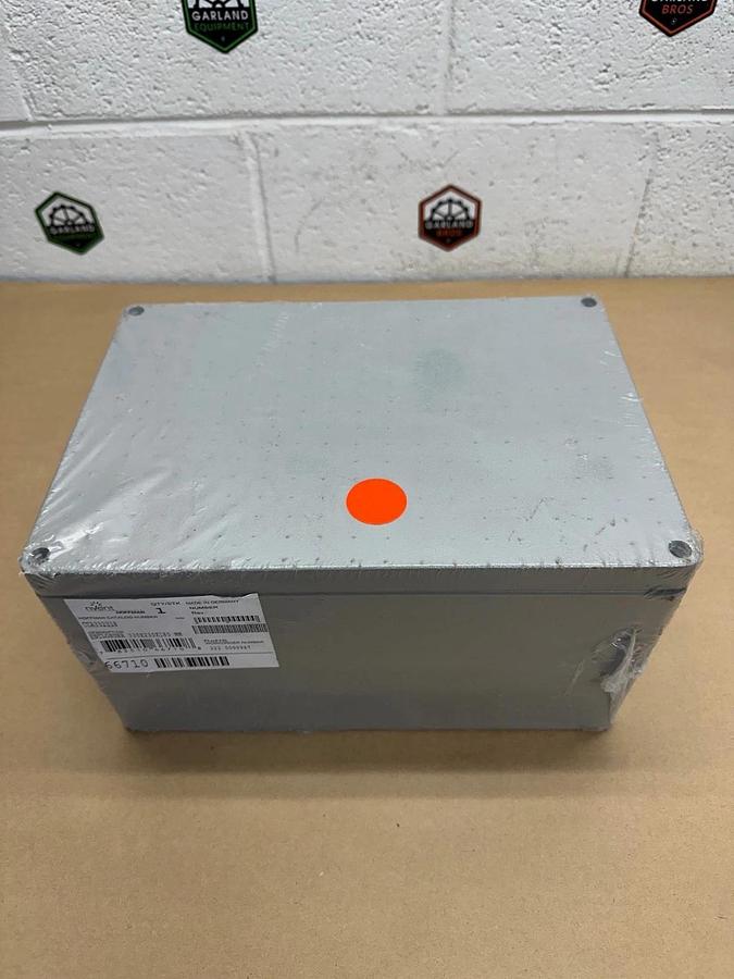 NVent CCA332318 Enclosure *NEW*