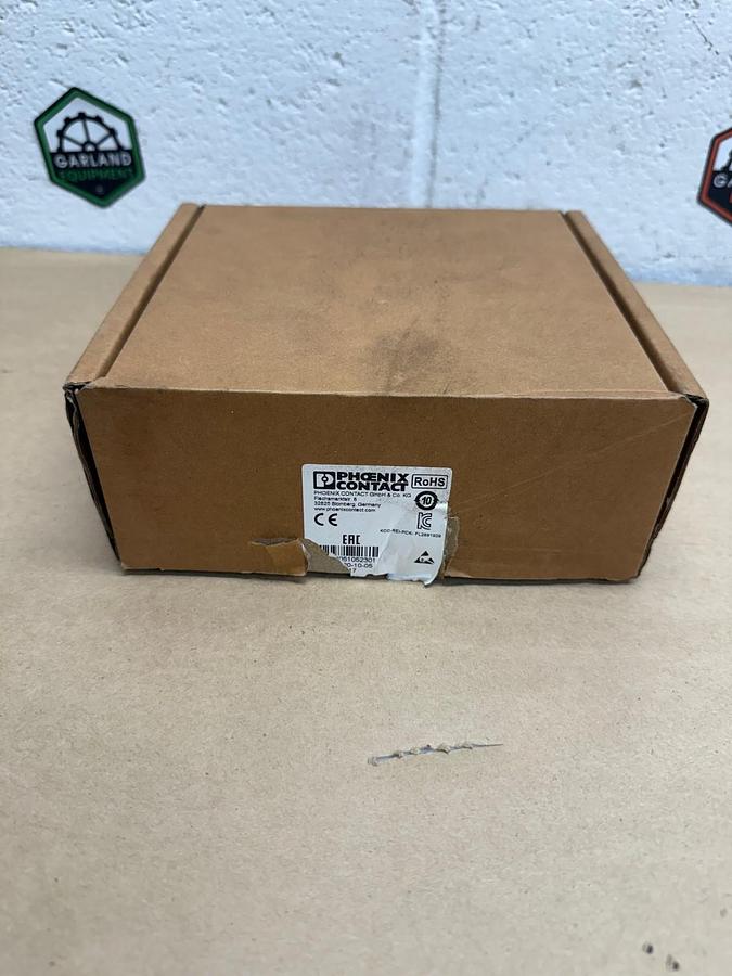 Used Phoenix Contact FL SWITCH SFN 8TX, Industrial Ethernet Switch *NEW*