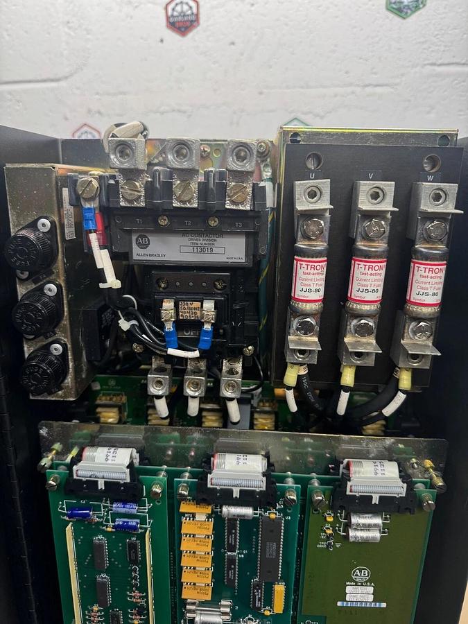 Allen Bradley 1392-A150-RE-MC-B-F2-D1-F4 High Performance AC Drive, Series B