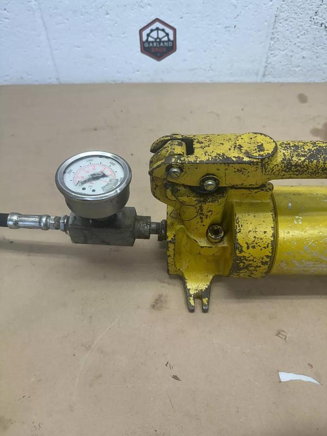 Used Enerpac P80 Hydraulic Hand Pump w/ Pressure Gauge & Jack Fitting