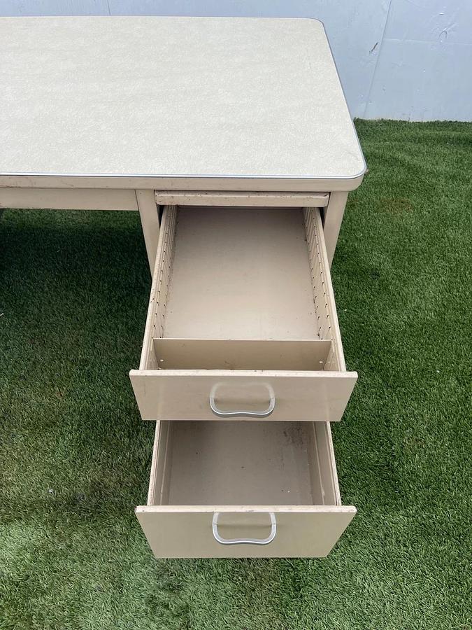 Used Vintage Tank Desk, 5 Drawer, Beige Frame, Metal, Top Length: 60”, Top Width: 30”
