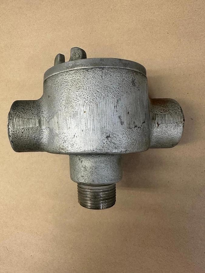 Used Crouse Hinds 0101639 Conduit Outlet