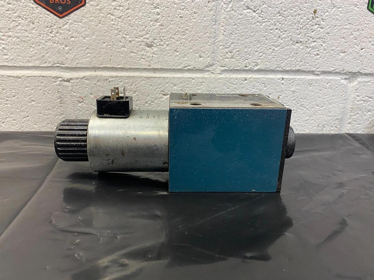 Used Bosch 1837001 140 Hydraulic Valve