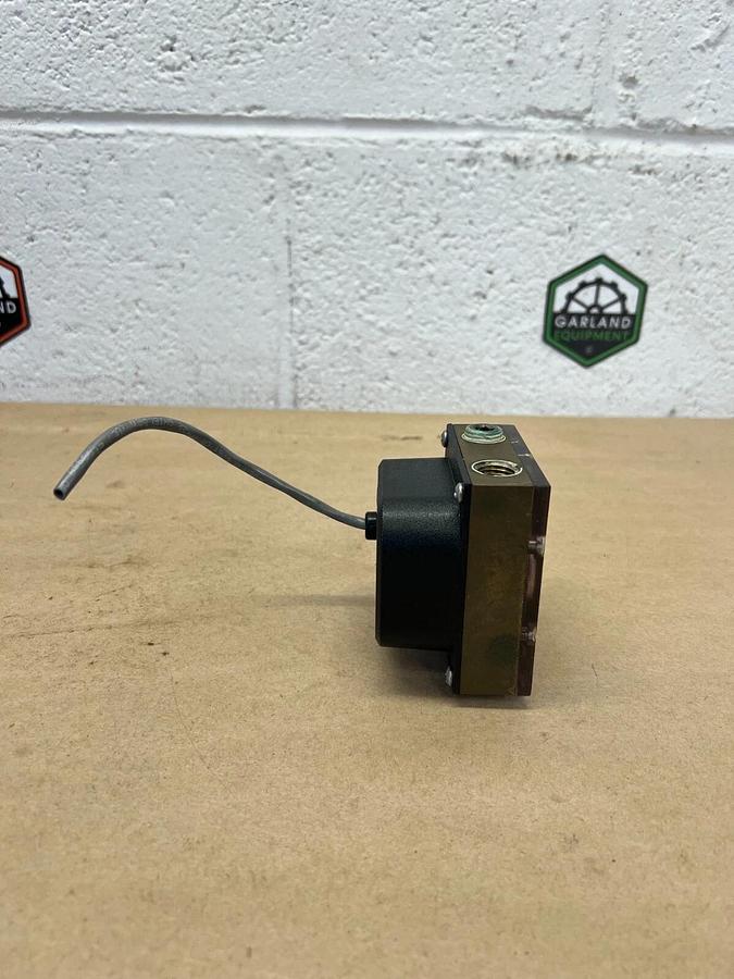 Used Proteus Industries 54812 Fluid Flow Sensor