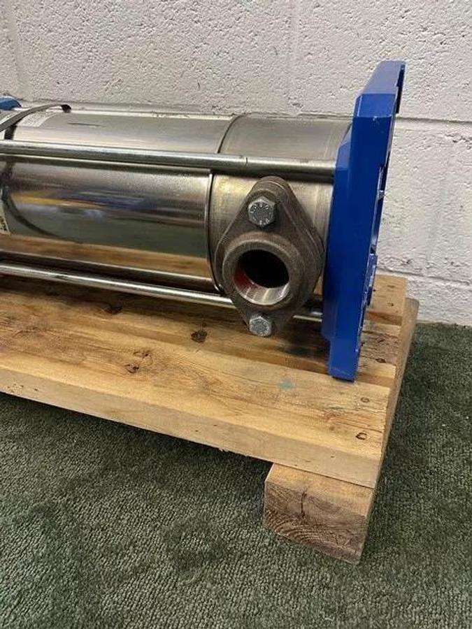Used Goulds Pump 3SVA1K2GO SS Vertical Multi-Stage Pump w/ Baldor 7.5HP 3450RPM Motor