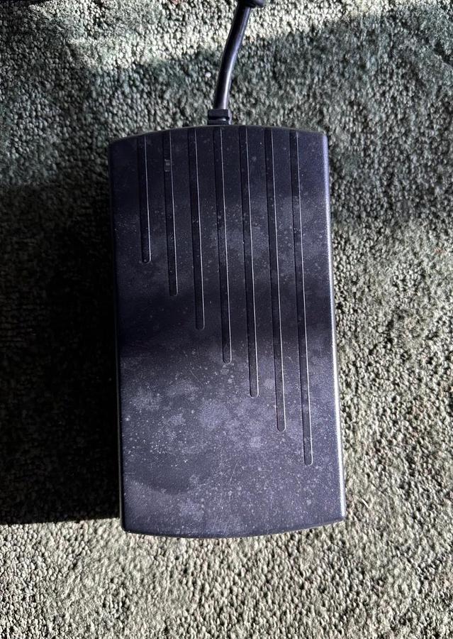 Used Canvys GEN2410LMII Medical Monitor *NEW*