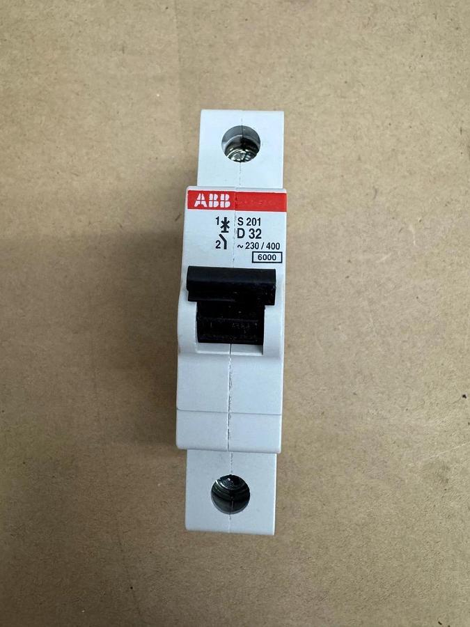 Used ABB S201-D32 Single Pole Circuit Breaker, 9-pack *NEW*