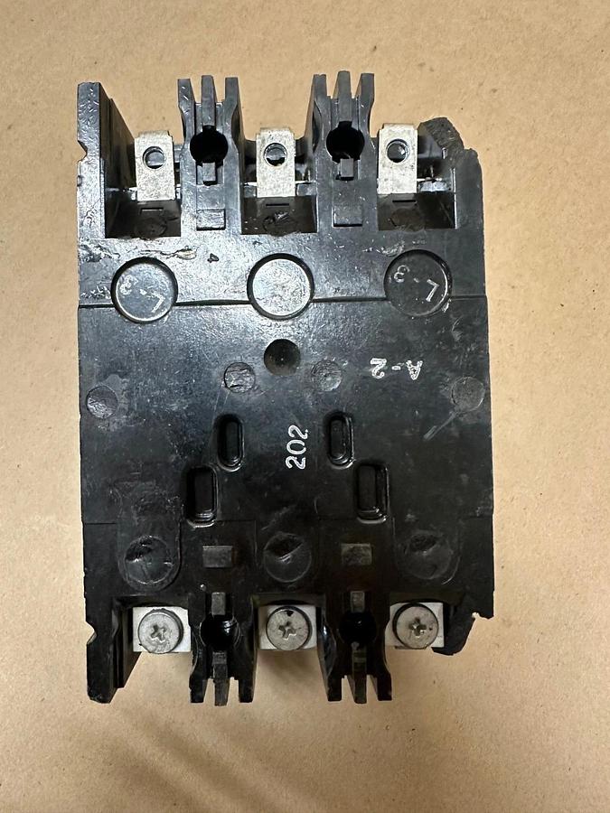 Used General Electric TED134050 50A 3 Pole Circuit Breaker