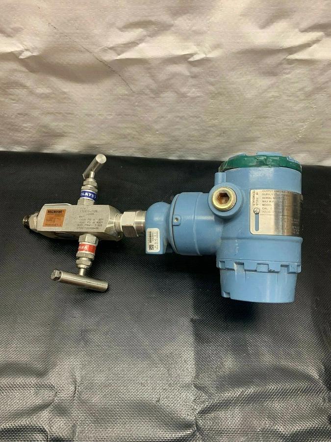 Used Rosemount 2051TG2A2B21As5M5Q4E5B4 Pressure Transmitter