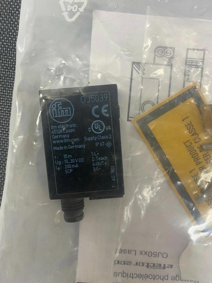 Used IMF Efector OJ5039 Photoelectric Sensor