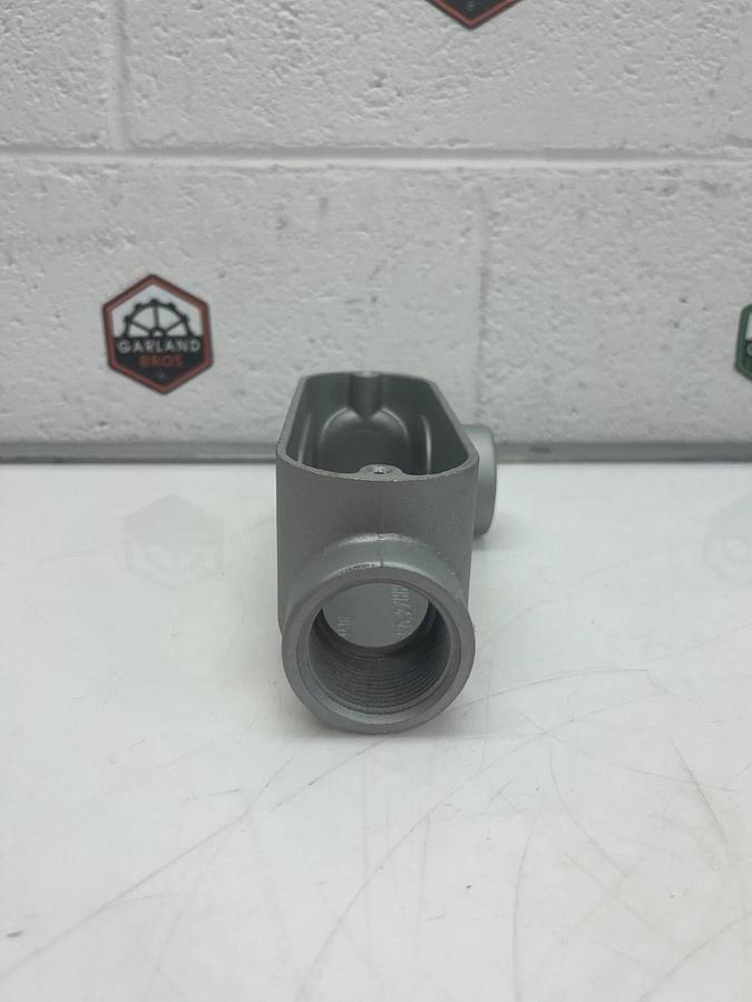 Used Appleton  1-1/4” LL Form 85 Unilet