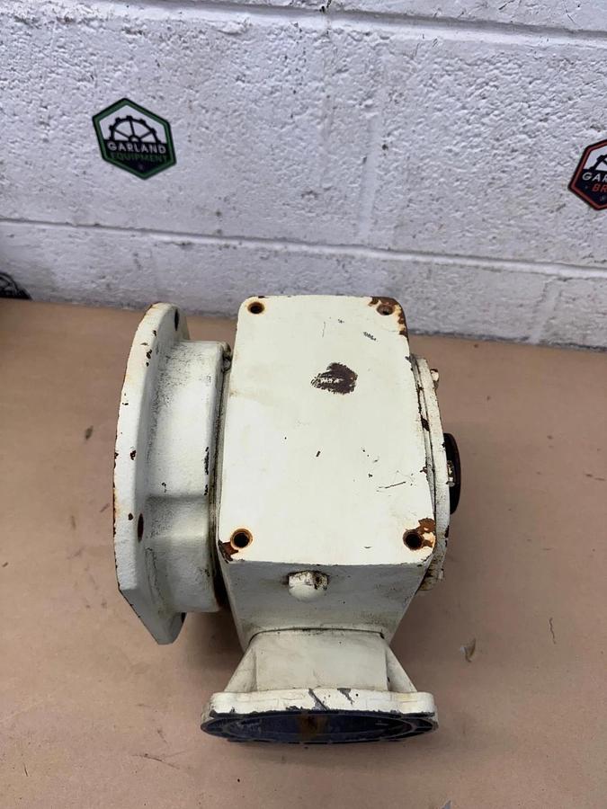 Used Boston Gear SF726V-60N-B5-J Gear Speed Reducer, Ratio 60:1