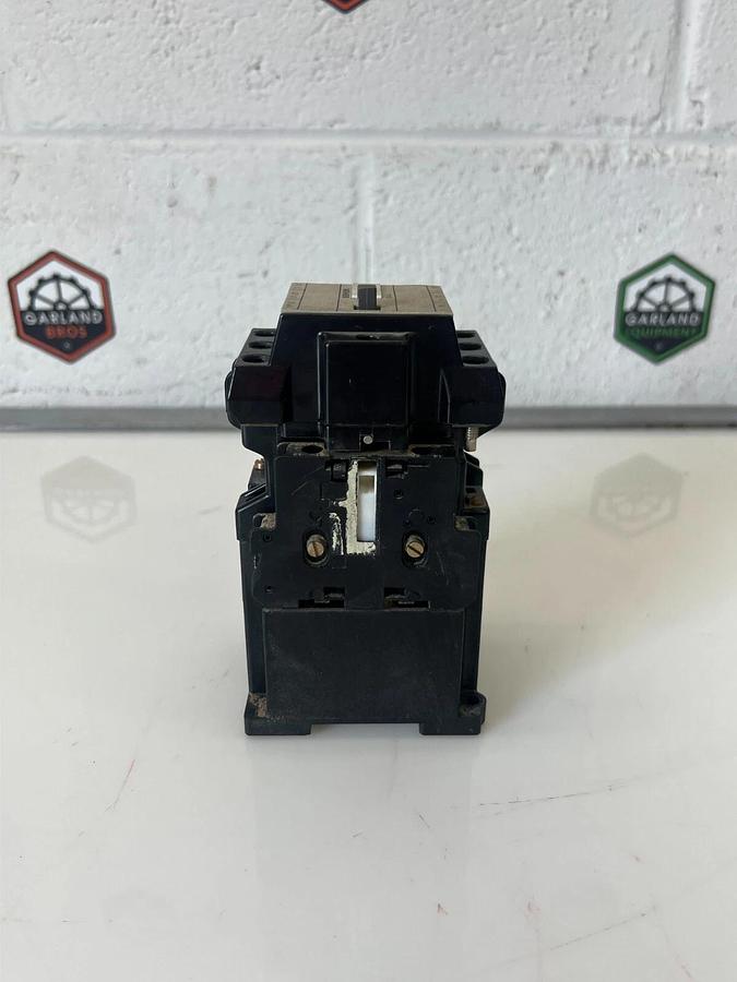 Used Siemens 3TB4417-0B Contactor