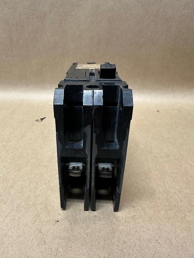 Used Gould I-T-E E42B020 20A 2 Pole Circuit Breaker