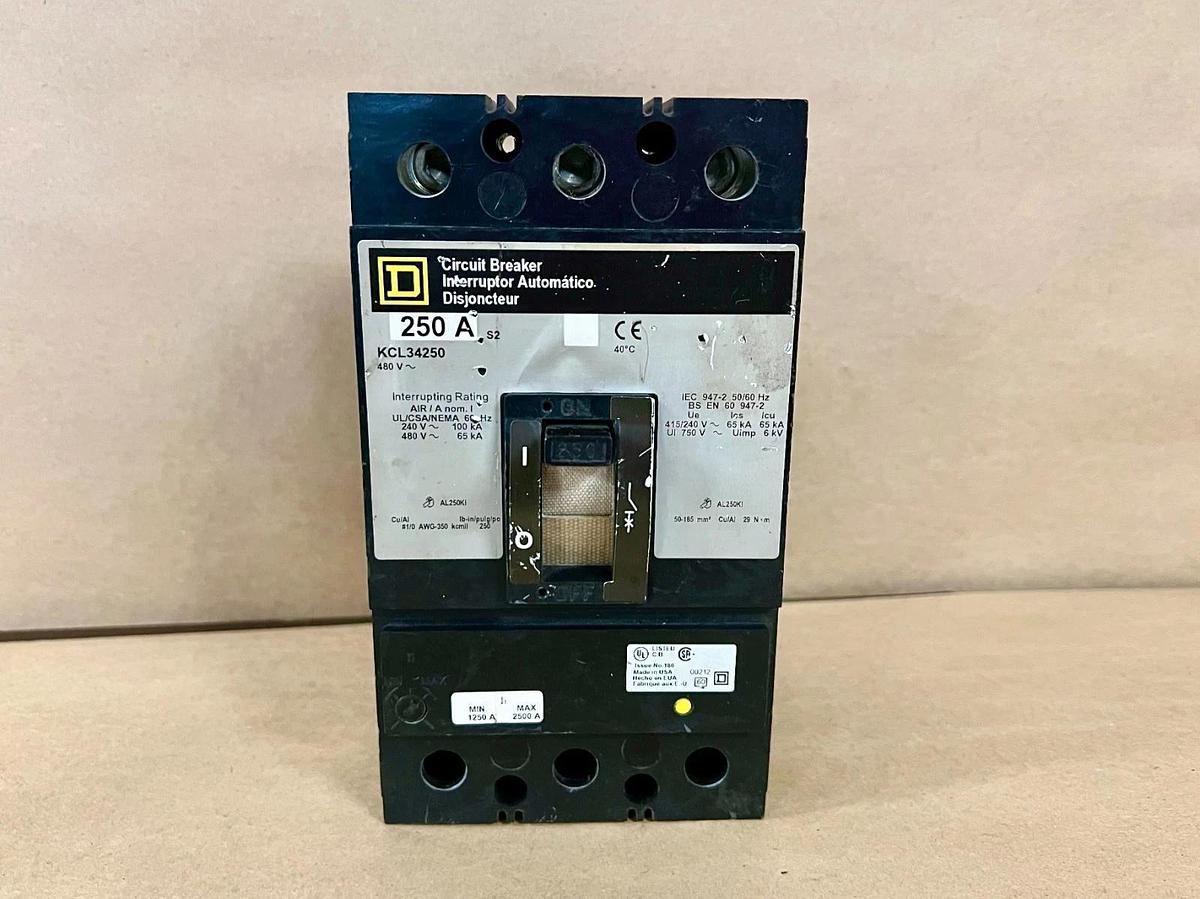 Used Square D KCL34250 480V, 250A Circuit Breaker