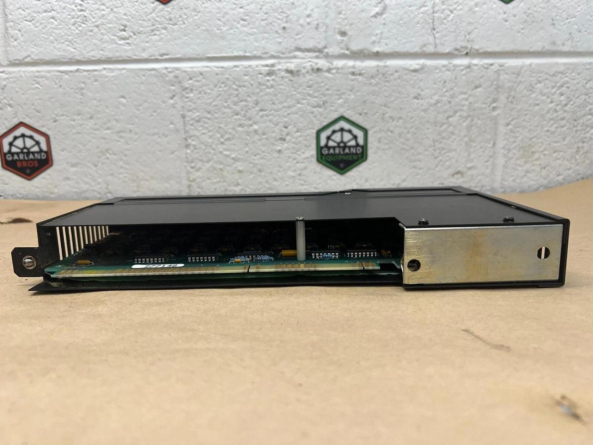 Used Square D RIM-101 Series B SY/MAX Input Module