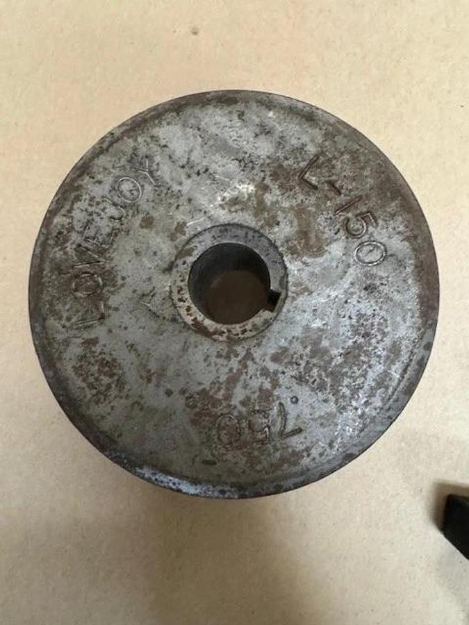 Used Lovejoy L-150 3-Pierce Jaw Coupling set (.750) 2 Half Couplings w/ Rubber Spider