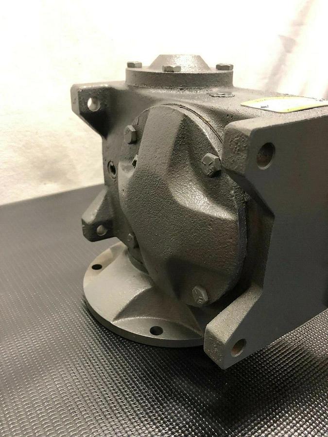 Baldor F-926-50-B5-G Right Angle Speed Reducer Ratio 50:1