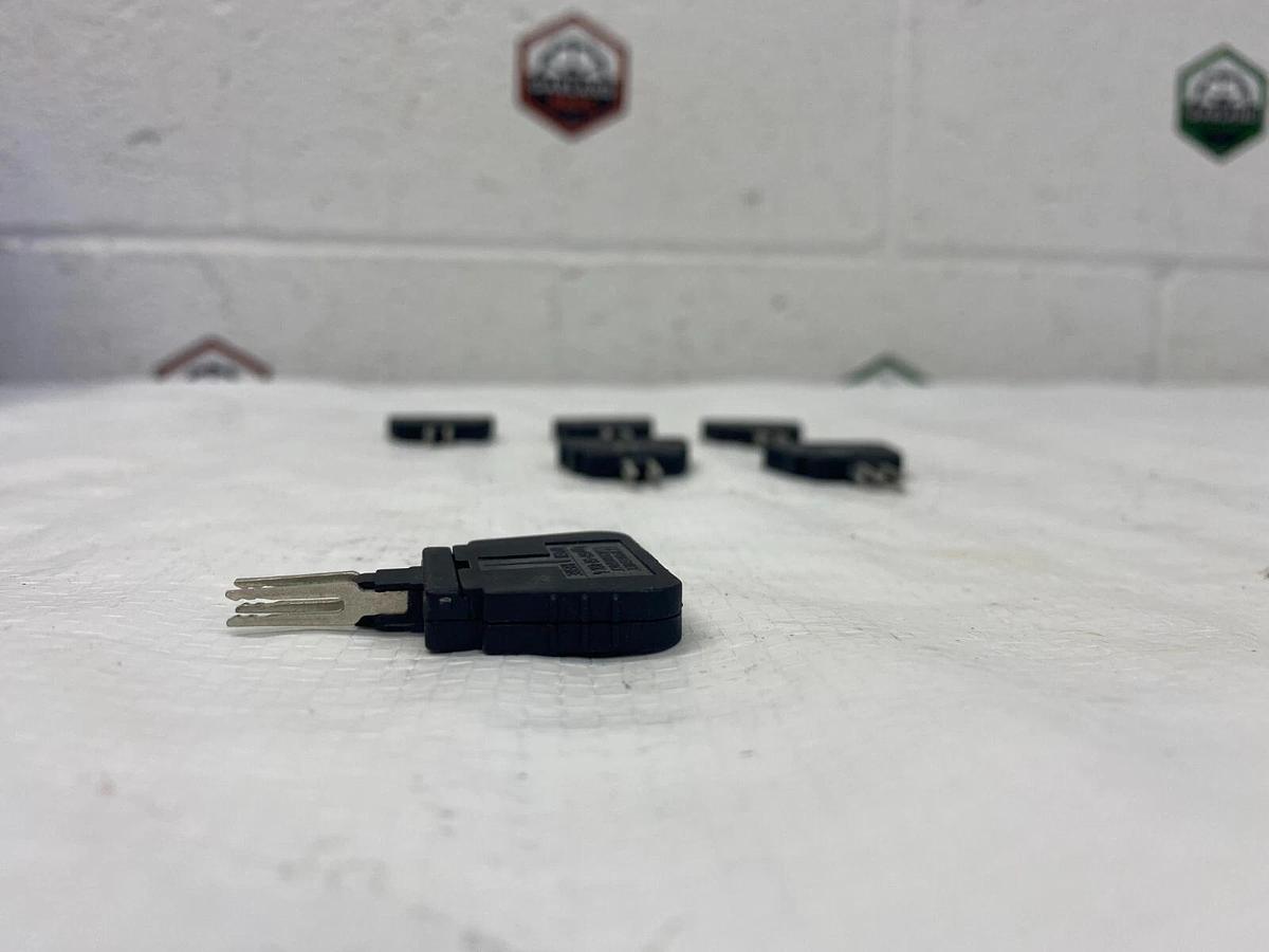 Used Phoenix Contact ST-SI-UK4 Fuse Plug 250 V - Lot of 6