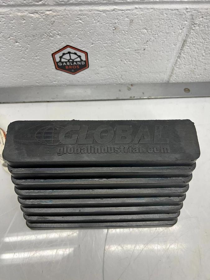 Global Industrial 129100 Wheel and Tire Chock Rubber Stopper