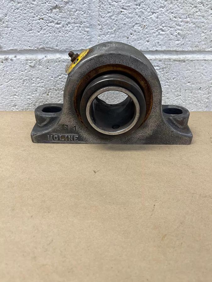 Used Moline Bearings M2000 Spherical Roller Bearing, Non-Expansion 2-Bolt