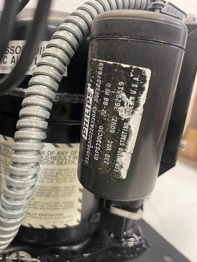 Used Tecumseh AK164ET-038-P2 Reciprocating Condenser Unit, MOD AK9433EC, 230/208V