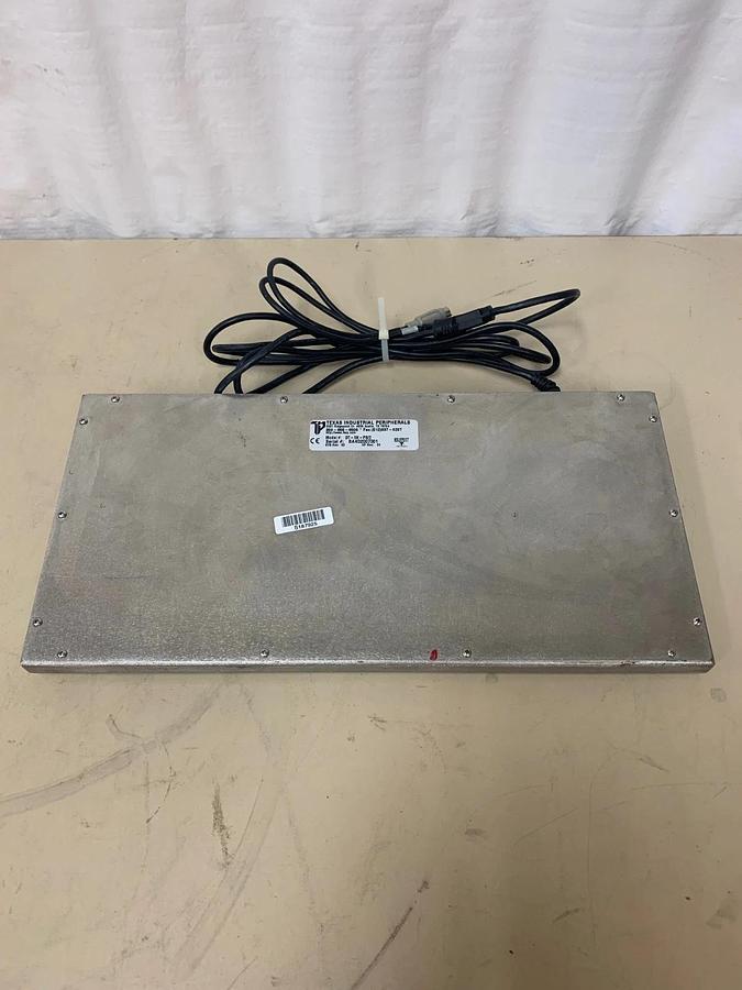 Used Texas Industrial Peripherals DT-5k-PS/2 Keyboard