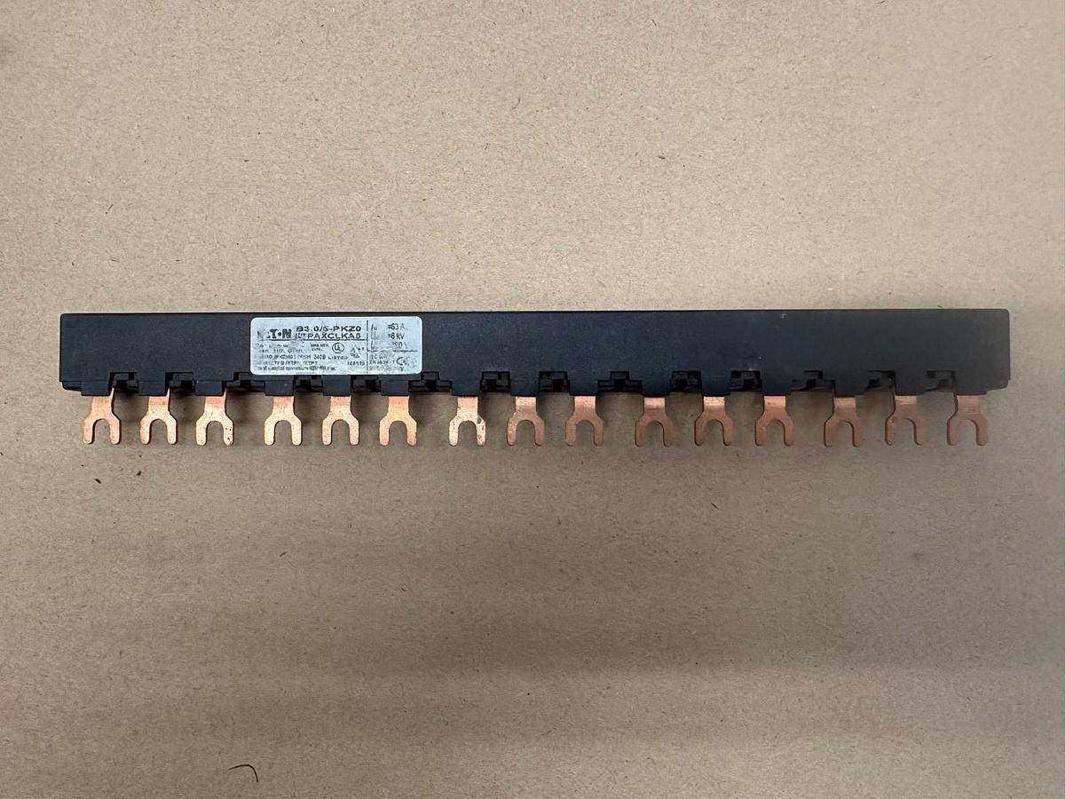 Eaton XTPAXCLKA5 Commoning Link, B3.0/5-PKZ0 *NEW*