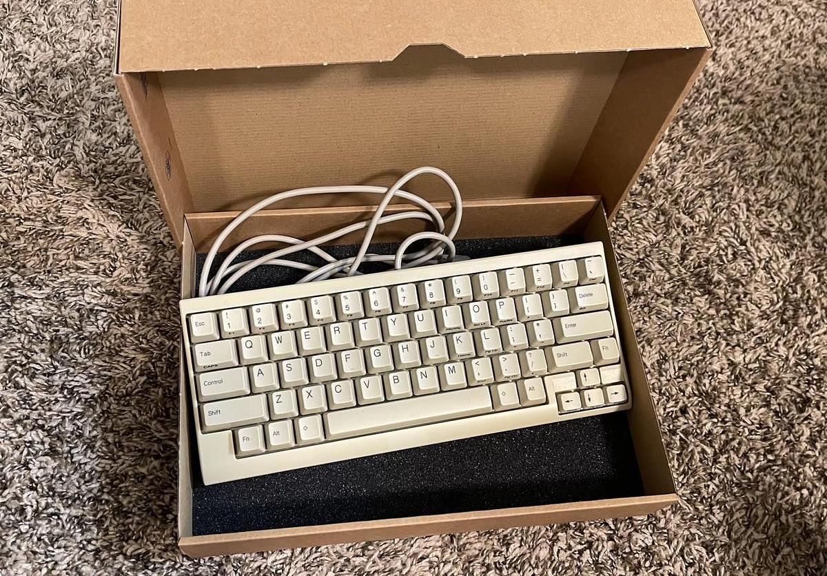 Used AST SEM-DC8H Keyboard