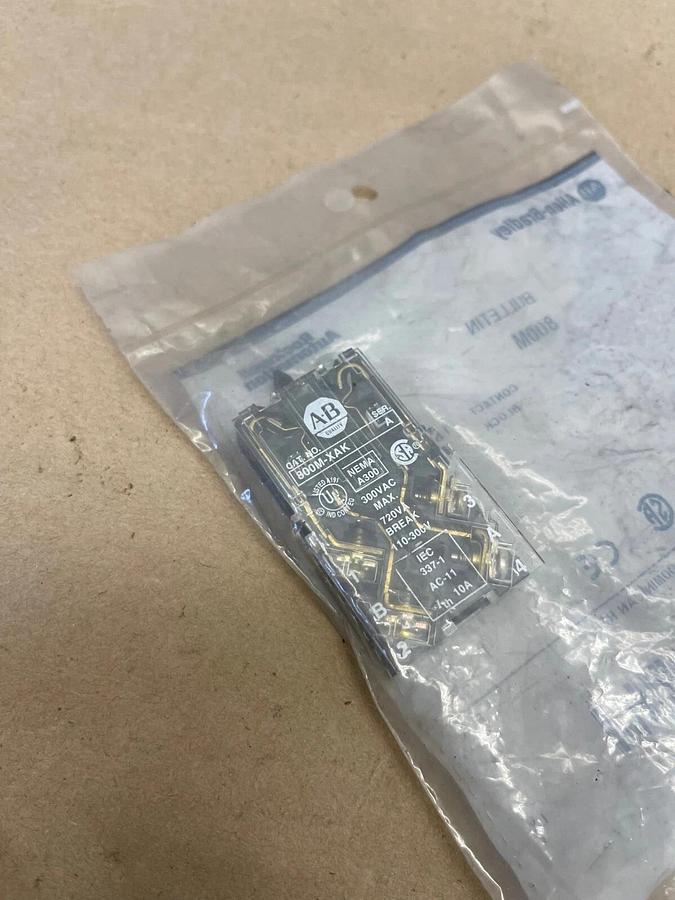 Used Allen-Bradley 800M-XAK Contact Block, Series A, 110-300V