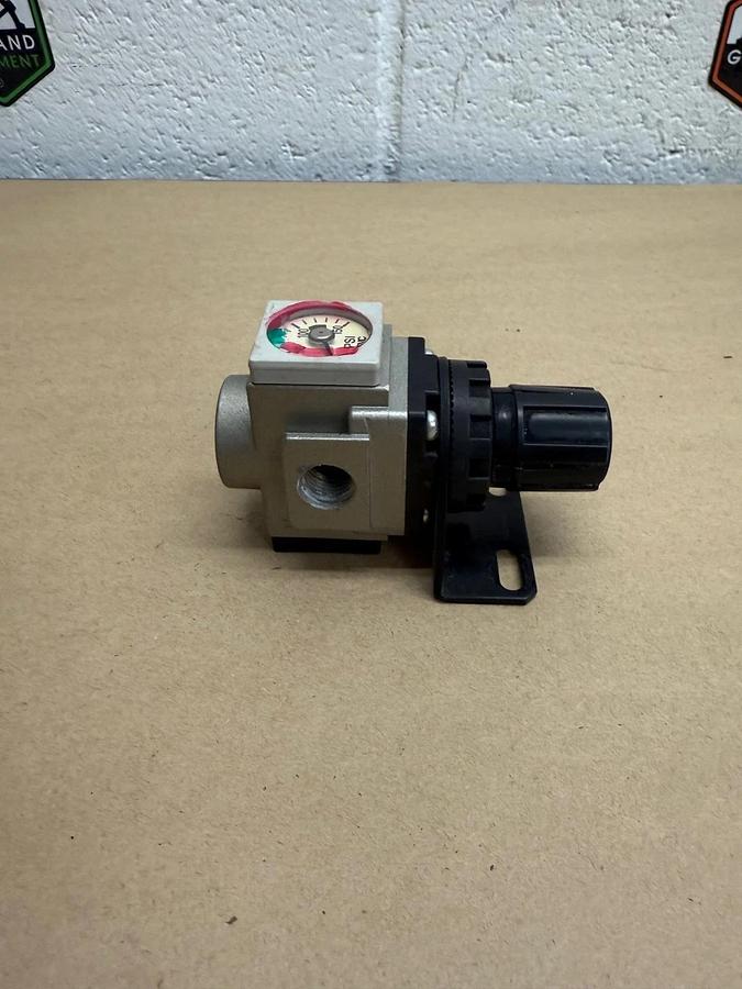Used SMC AR20K-N02BE-Z Pressure Regulator