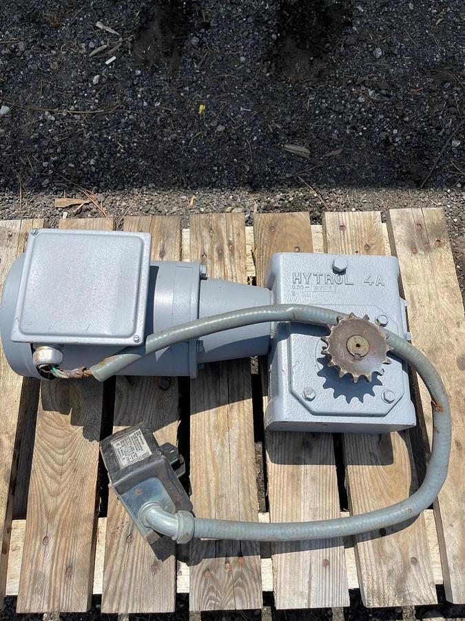 Used Hytrol 4A Right Hand Speed Reducer w/ 1 HP Reliance Electric AC Motor