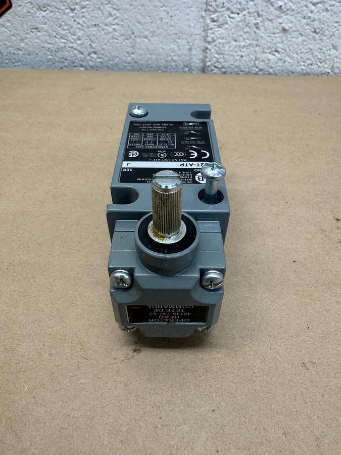 New - open box Allen Bradley 802T-ATP Oil Tight Limit Switch