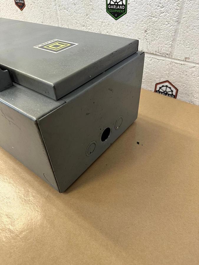 Used Square D 8538SCG14V02S Enclosure Type 1, 30A