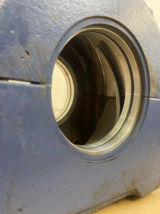 SKF SAF350 Split Pillow Block Bearing