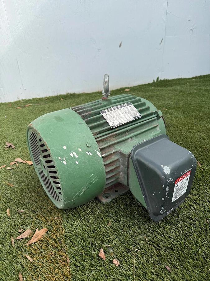 Used Toshiba BY754FLF2USH Premium Efficiency 3-Phase Induction Motor, EQP III, 7.5 HP