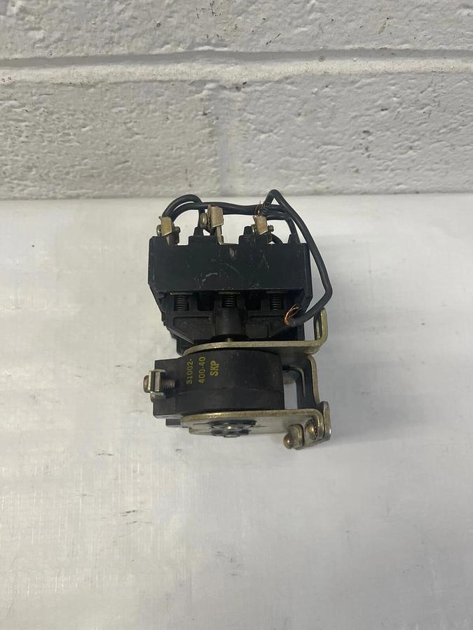 Used Square D Company R06S1 Hoist Contactor, 120V/60Hz