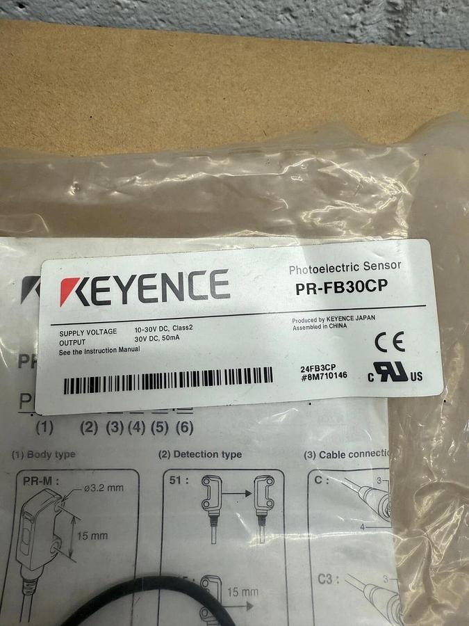 Keyence PR-FB30CP Photoelectric Sensor