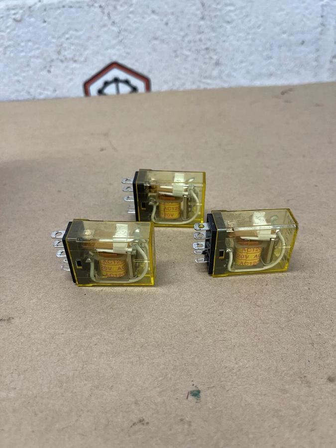 Used idec RH1B-UL General Purpose Relay AC 120V, 50/60Hz - Lot of 3