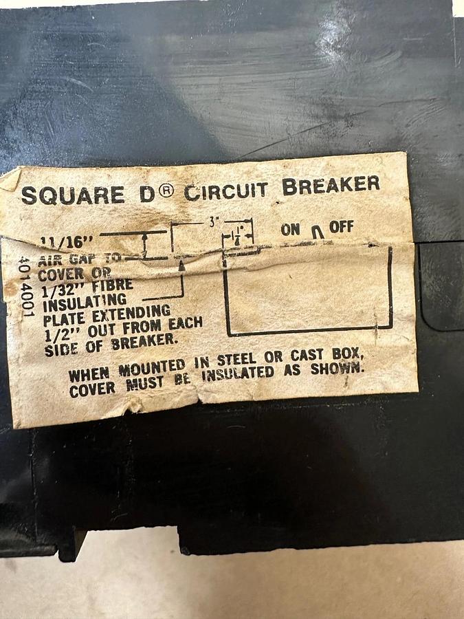 Used Square D LL-1939 15A 3 Pole Circuit Breaker