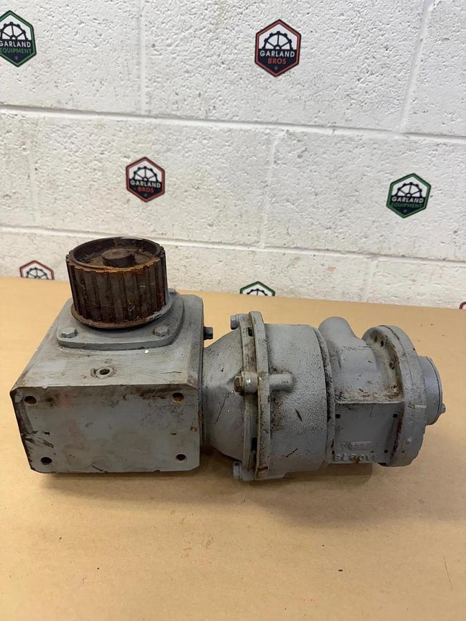 Used Gast RAC 878 Air Powered Gear Drive *No Nomenclature*