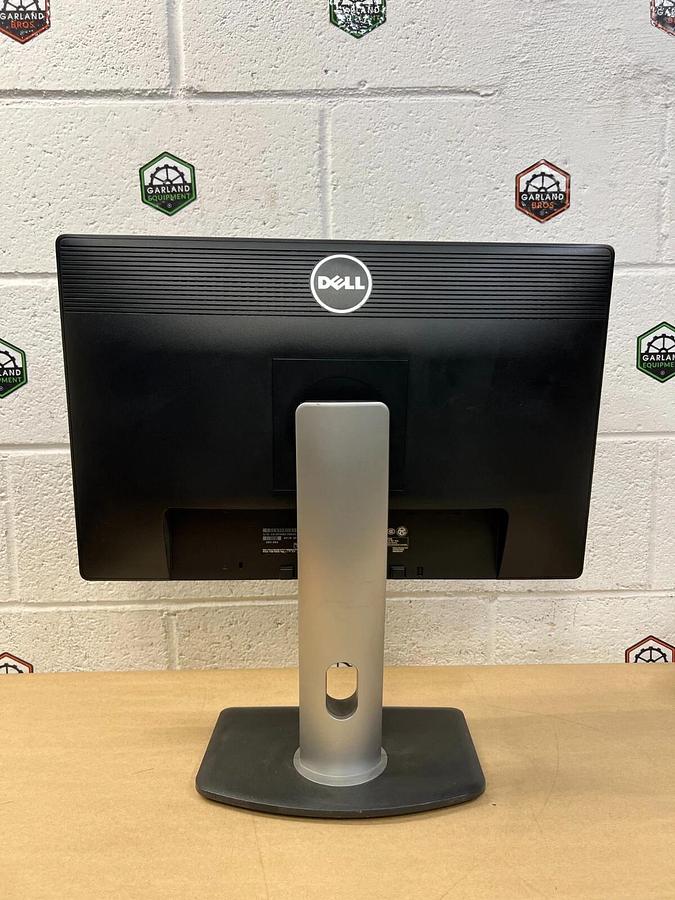 Used Dell P2213T Flat Panel Monitor