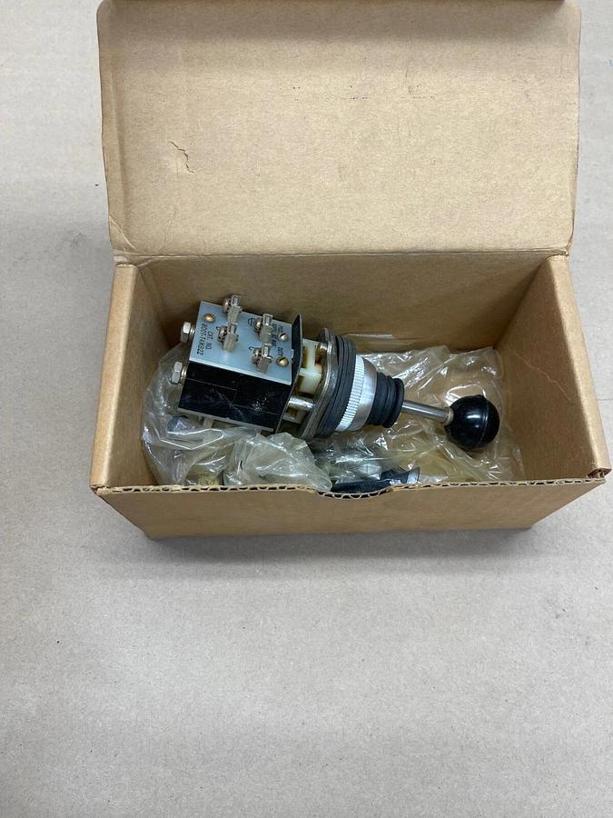 Used Allen-Bradley 800T-T4MB22 Selector Switch Unit Ser A